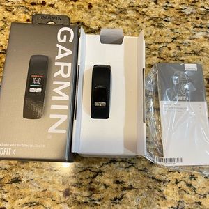 Garmin VIVOFIT 4. Brand new. Fitness tracker